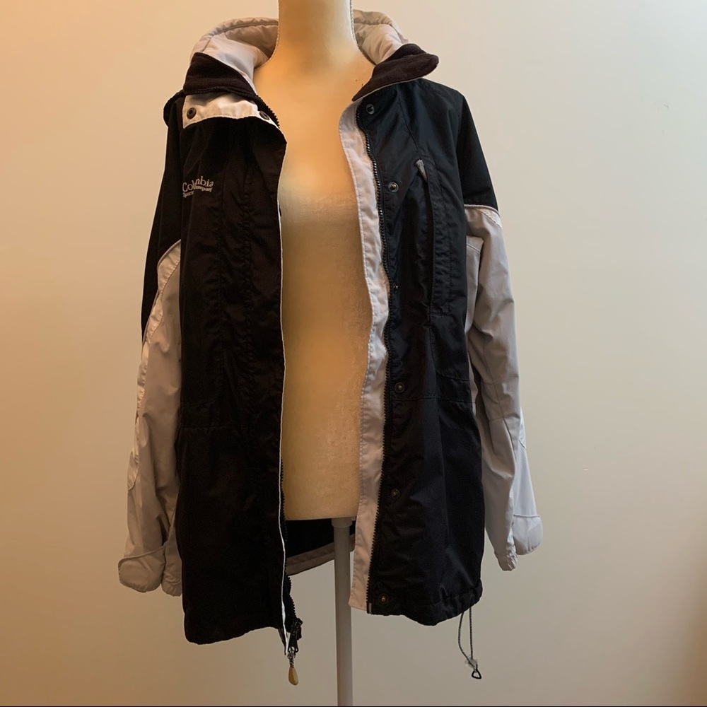 Columbia Women's Black and Gray Jacket